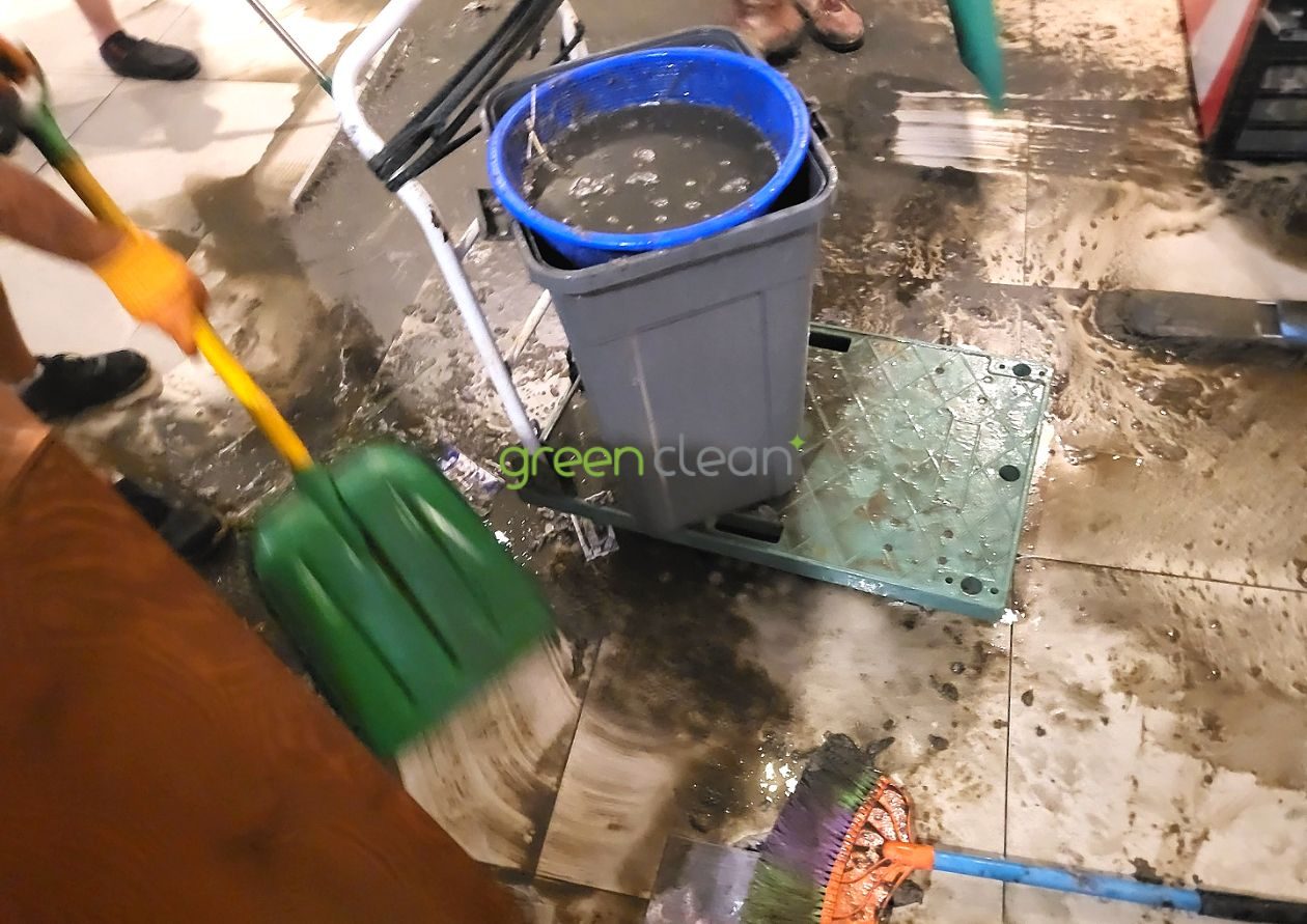 물만 빼주는 침수청소 업체, 이렇게 거르세요